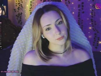 Akiame webcam bongacams model stream image