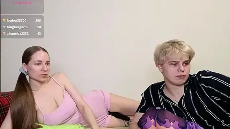 Emily_and_Ilumi webcam model stream image