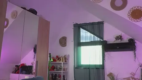 Amaliamour webcam stripchat model stream image