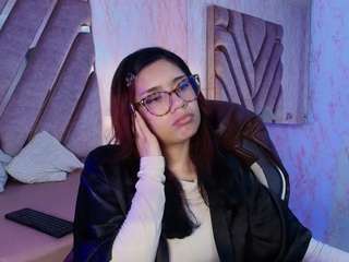 red-pandaa webcam camsoda model stream image