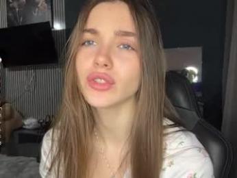 veluxe webcam chaturbate model stream image