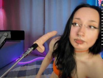 Juicy-Vikki webcam model stream image