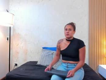 aliceandsia webcam model stream image