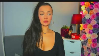 OliviaFlexible webcam model stream image