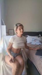 Raluca_Fr webcam cam4 model stream image