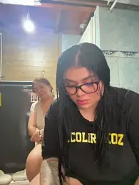 alissonfernandez_ webcam model stream image