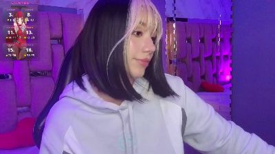 ZharaLux webcam cam4 model stream image