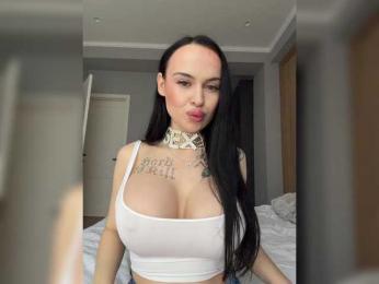 bmw_m8 webcam bongacams model stream image