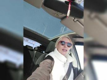 White00Pearl webcam bongacams model stream image