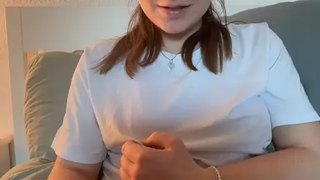 Lucyschickt webcam stripchat model stream image