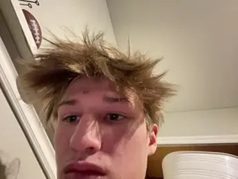 yourwhiteboy1 webcam model stream image