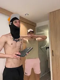 TheBatMansion webcam model stream image