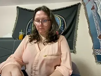 NerdyNichole webcam model stream image