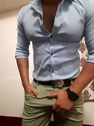 Guyinformal webcam model stream image