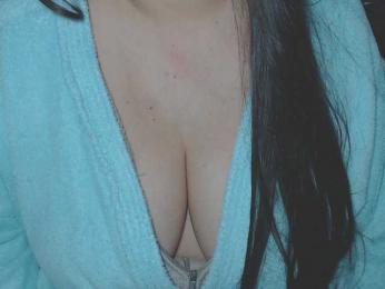 Kellyshowpv webcam model stream image