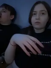 BenwithHolly webcam model stream image