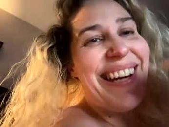 bubblya webcam model stream image