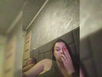 Cleopatra1990 webcam bongacams model stream image