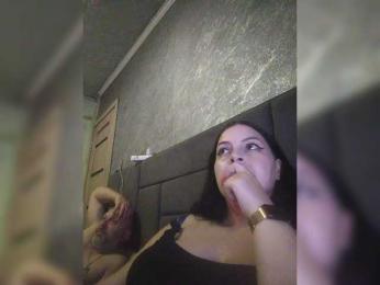 Cleopatra1990 webcam bongacams model stream image