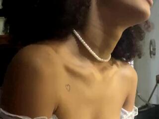 Camila Jonston webcam flirt4free model stream image