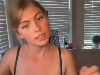 elliee81 webcam chaturbate model stream image