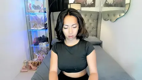 reighnempress webcam model stream image