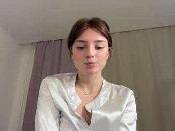 _floret_joy_ webcam model stream image