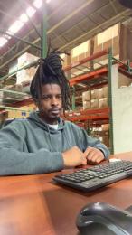 Tri99yPov webcam model stream image