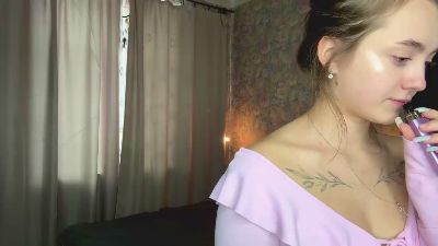 OttilieFairfax webcam cam4 model stream image