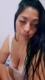 bella_milf1 webcam model stream image