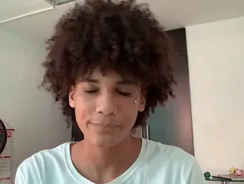 Max_Rain webcam model stream image