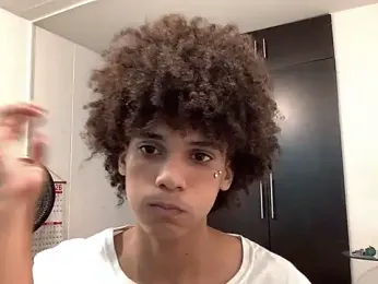 Max_Rain webcam model stream image