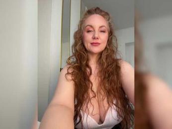 cherryygirl webcam bongacams model stream image