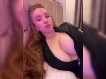 cherryygirl webcam model stream image