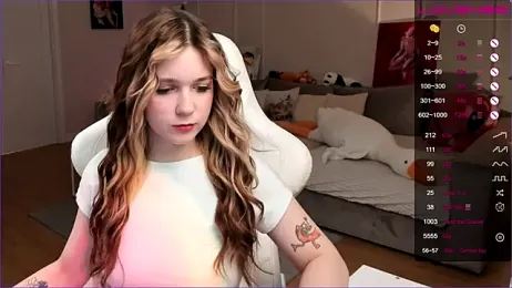 Frau_Lina webcam model stream image