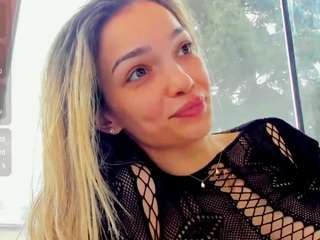 sassyt33n webcam model stream image