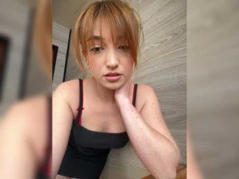 MidnightEva webcam model stream image