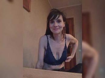 Hellenalonenochka webcam model stream image