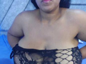 QueenBoosty webcam bongacams model stream image