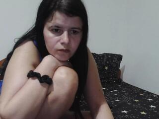 Alexa Carbon webcam model stream image