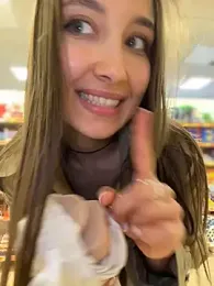 ICrazyOneIRL webcam model stream image