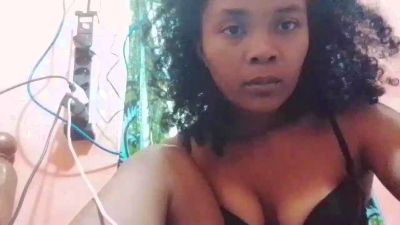 oselle4 webcam model stream image