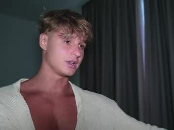 neoverse webcam model stream image