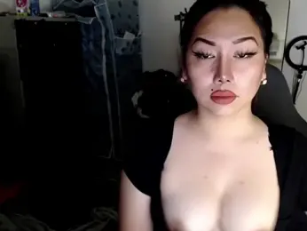 urqueendominant webcam stripchat model stream image