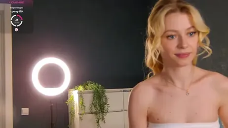 Mozaly webcam model stream image