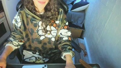 MartesBratty webcam model stream image