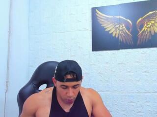 Aaron Velour webcam model stream image