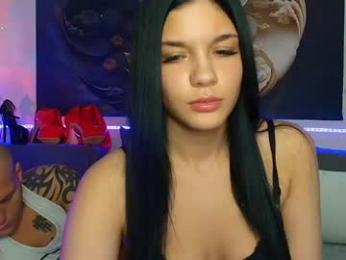 serenalovesryan webcam model stream image