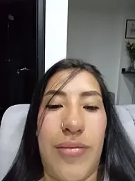 Sofi_hot_4m webcam model stream image