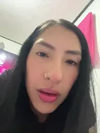 Sofi_hot_4m webcam model stream image